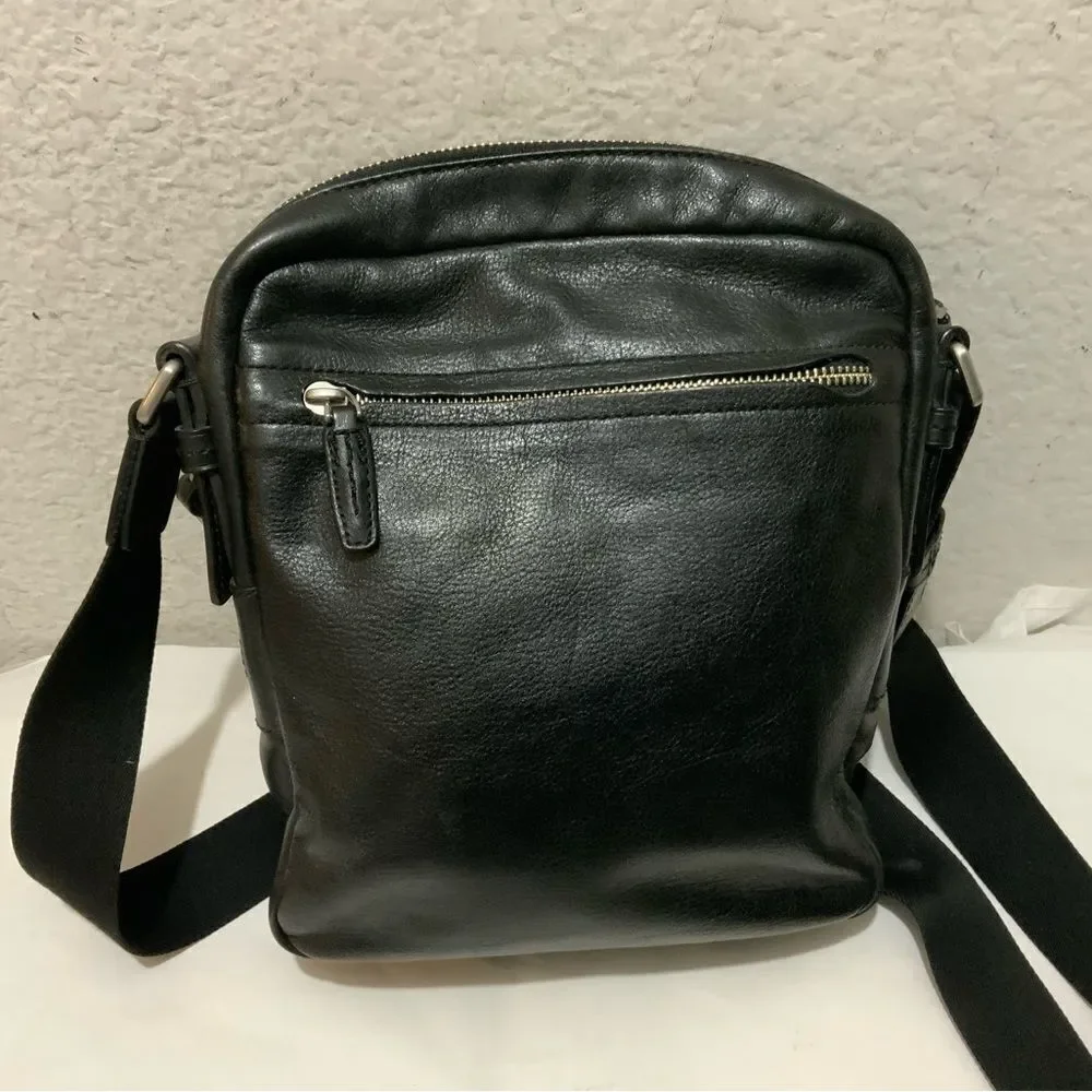 Tumi Laredo Frisco Town Black Leather Messenger Bag, Silver Hardware